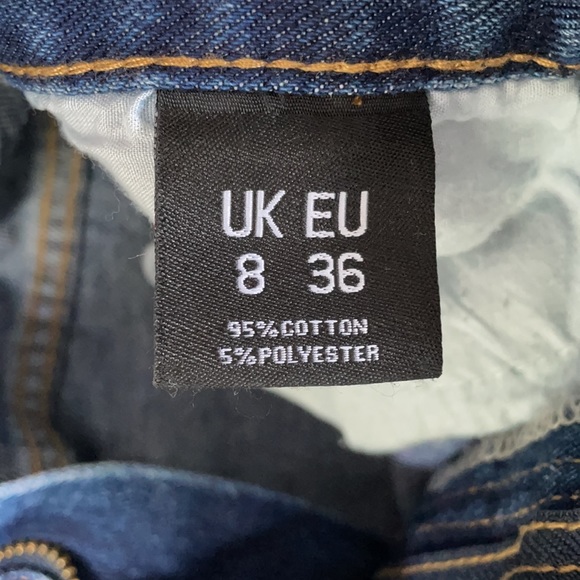 Pretty Little Thing Boyfriend Jeans - Picture 4 of 6